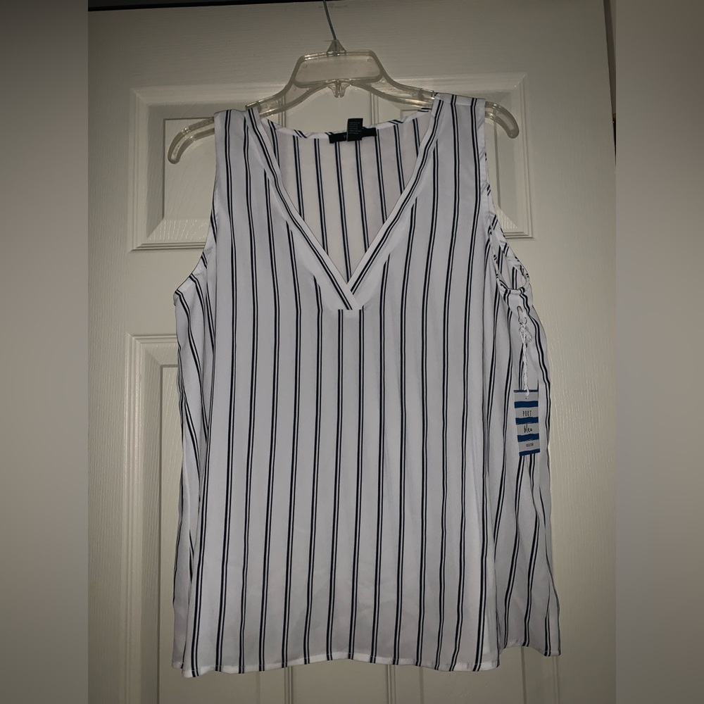 Sleeveless Blouse